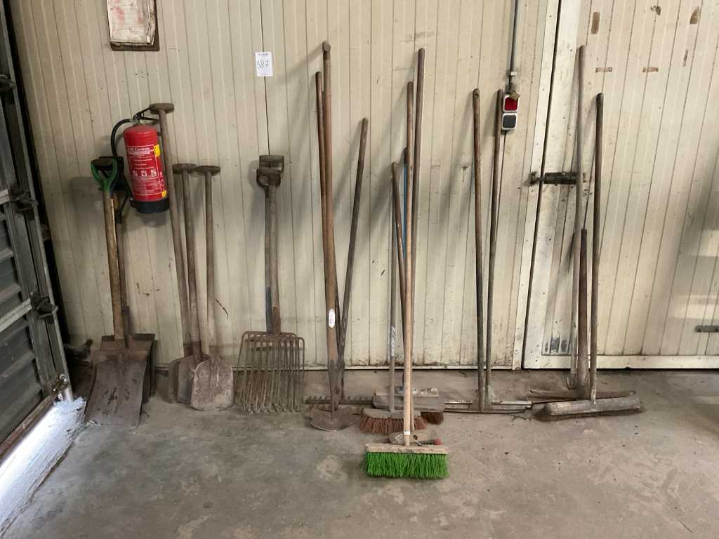 Fête des outils de jardin