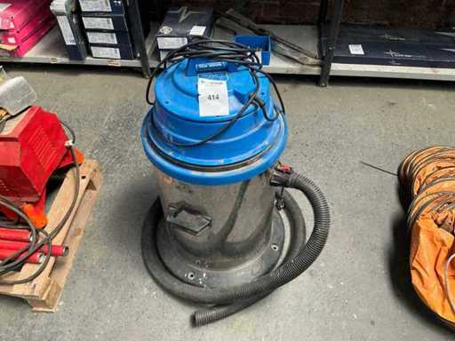 Foma Base 415 Industrial Vacuum Cleaner