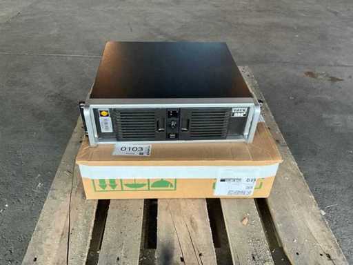 Serveur de contrôle d’éclairage Hog Rackhog 4