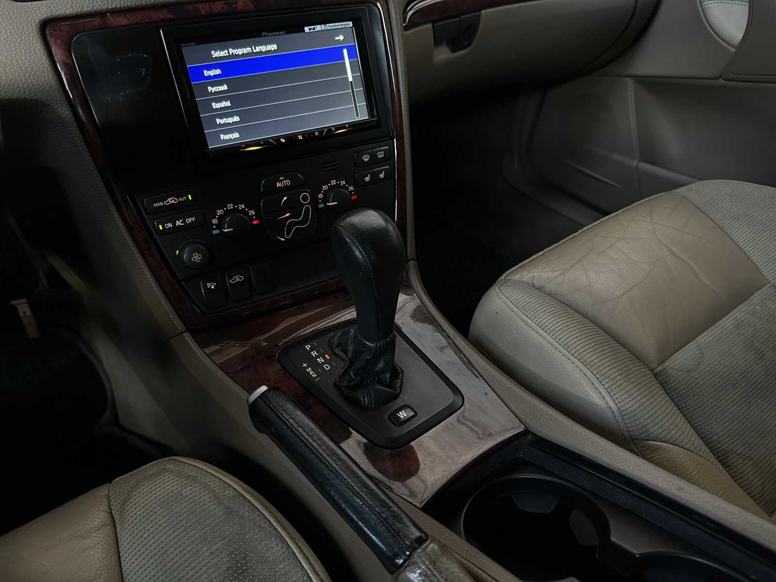 Volvo S60 2.4D Momentum 163pk 2007, 07-XL-GT