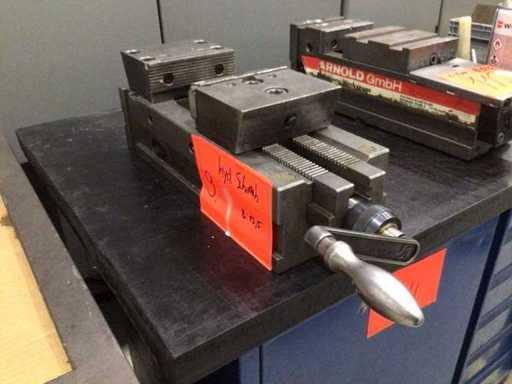 Menghină hidraulică