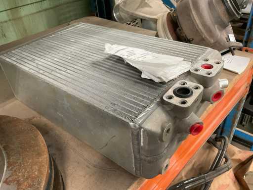 Lubricating oil cooler