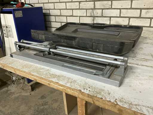 Jokosit Tegelsnijder