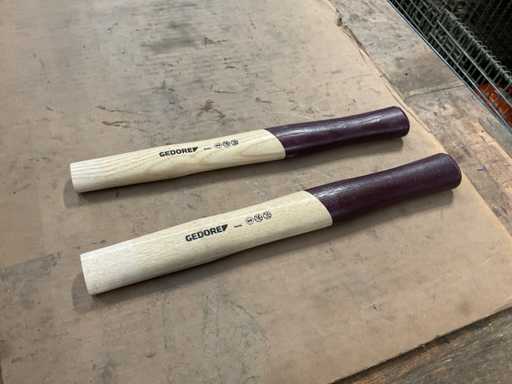 Martello maneggia il frassino (12x)