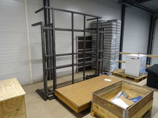 Party desktops and bases