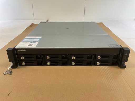 QNAP (TS-853U-RP) - 5x 1 TB Seagate (ST1000NM0033) Network Attached Storage