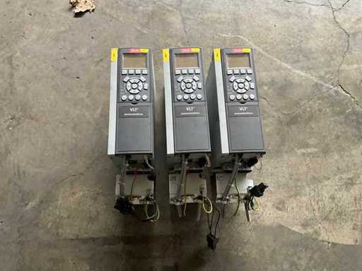 Danfoss VLT FC-302P3 Frequenzwandler (3x)