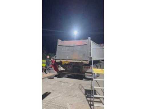 3ab6fc59-324c-409d-bdfe-8a14e14a6a97.mp4