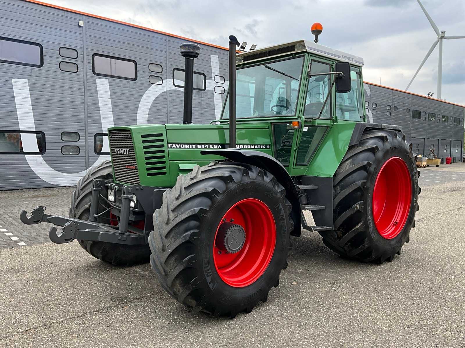 1990 Fendt Favorit 614LSA