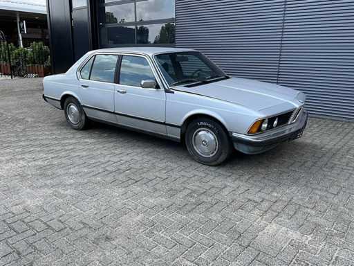 BMW - 732i - Pkw