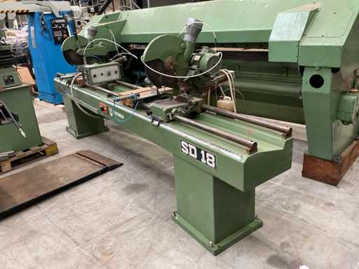 Vertongen SD18 Double head sawing machine