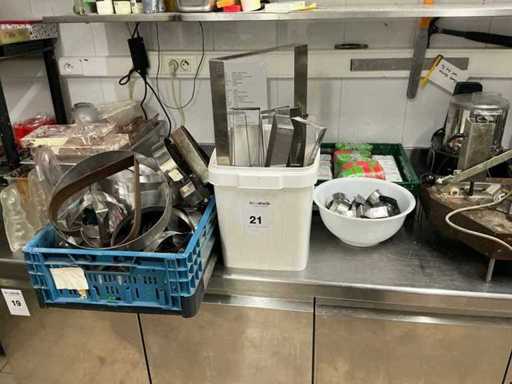 Partij diverse bakvormen