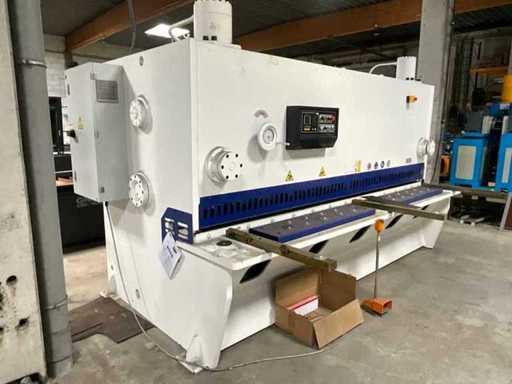 2025 Grottus QC11K-Serie – Weitere Blechbearbeitungsmaschinen