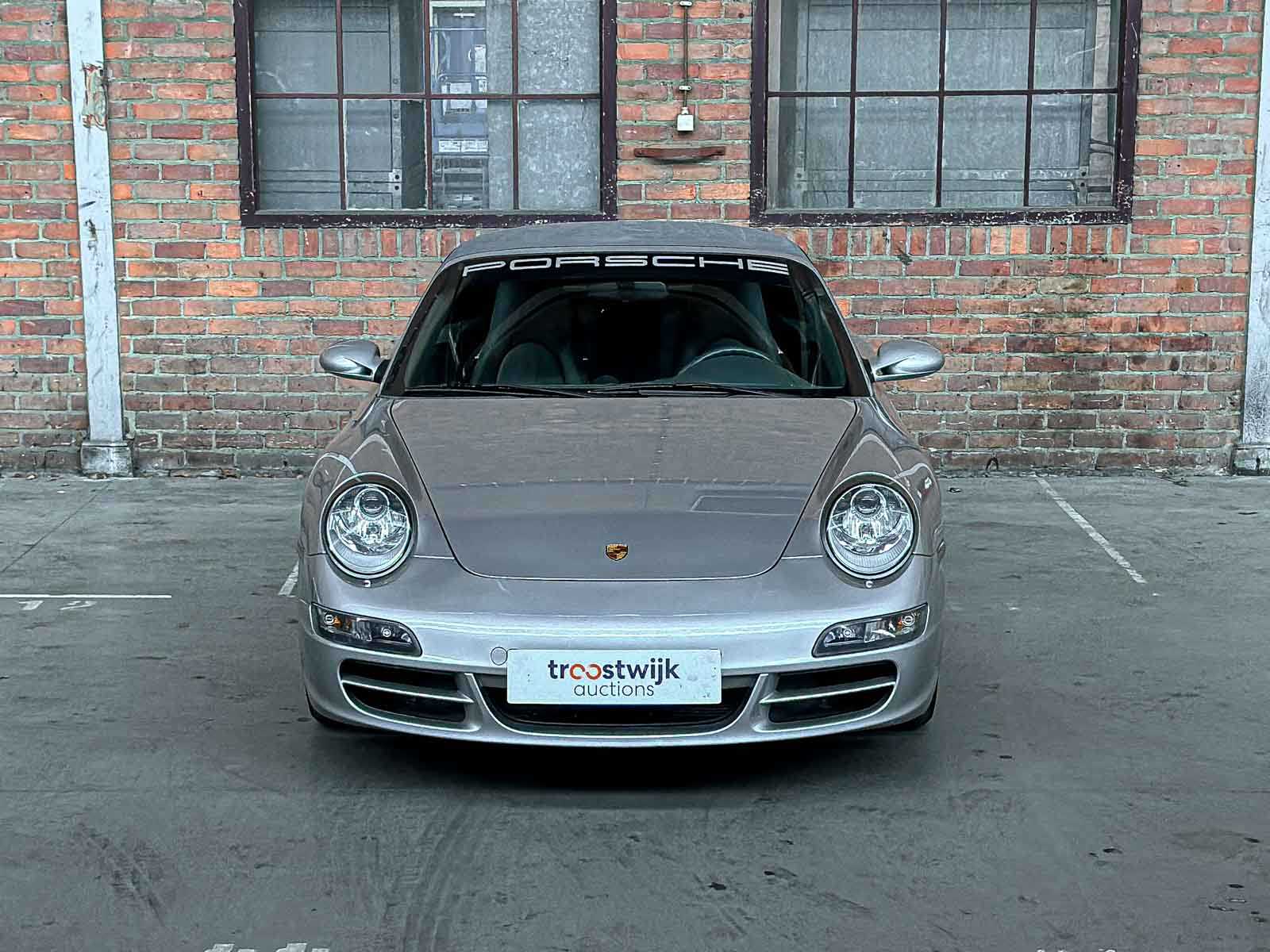 Porsche 911 Carrera Cabriolet 3.6 997 Sport-Chrono 325pk 2006 Youngtimer