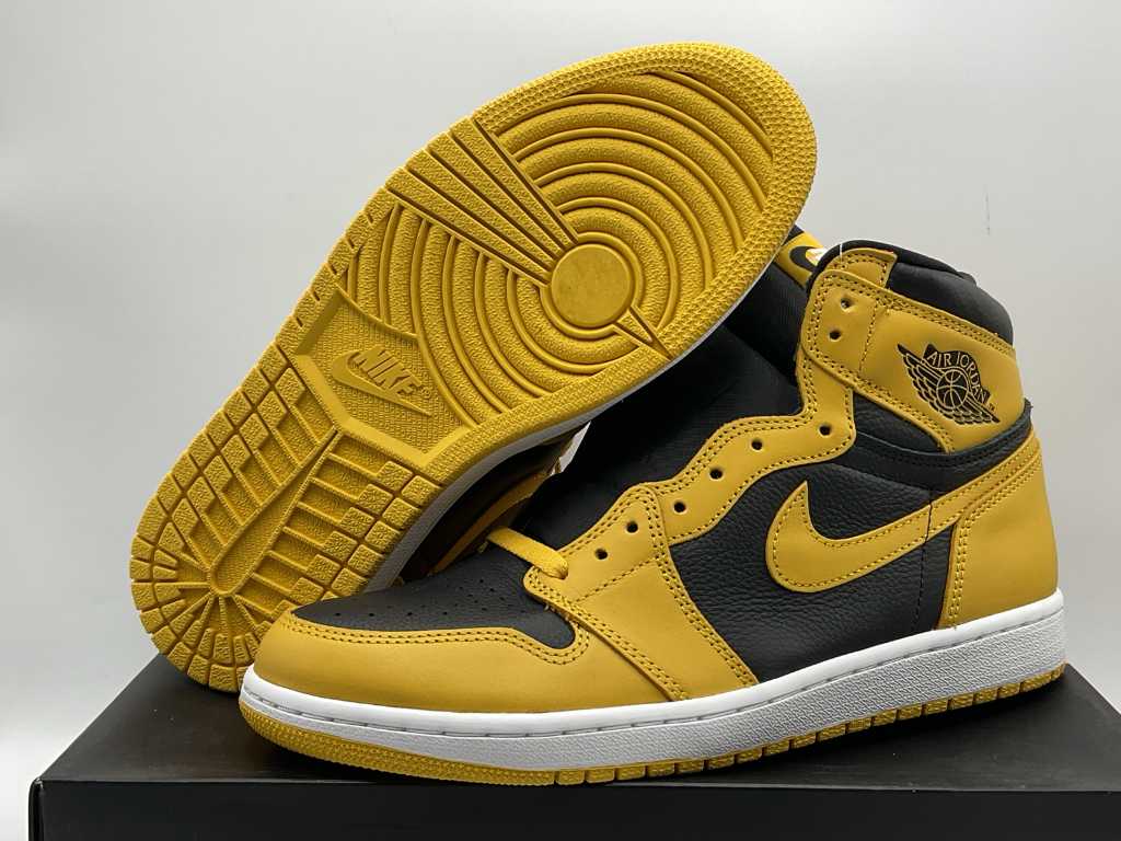 Nike Jordan 1 Retro High OG Pollen Sneakers 44