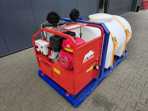 2025 Rhino-Cross Industrial 250 bar Myjka ci?nieniowa na gor?c? wod? ze zbiornikiem