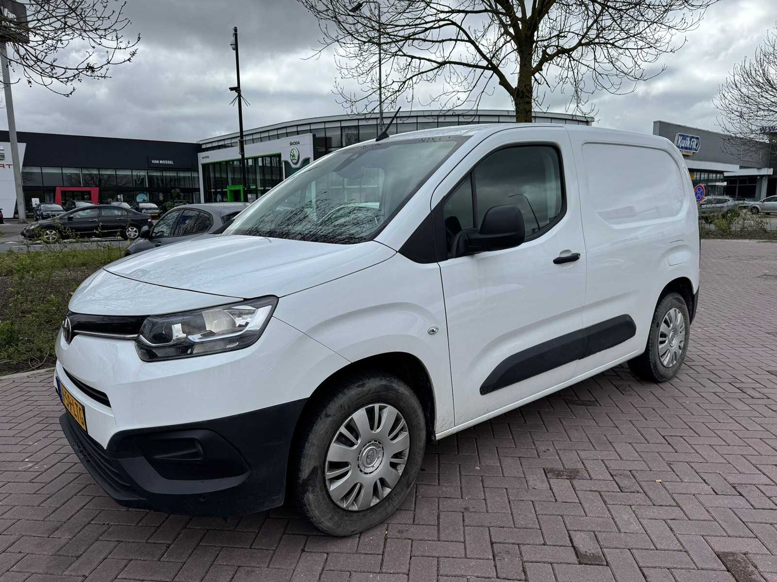 Toyota PROACE CITY 1.2 Turbo Cool Comf. V-59-LTG uit 2021