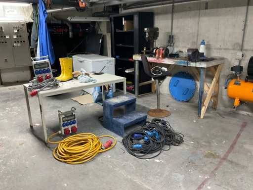 Batch of workshop inventory