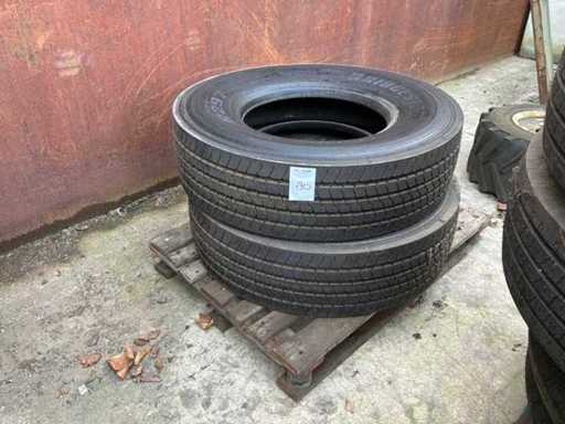 Bridgestone Vrachtwagenband (2x)