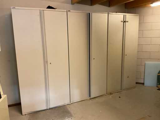 Triumph Stahlaktenschrank (3x)