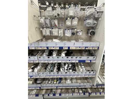 Série de divers matériaux d’installation et de commutation