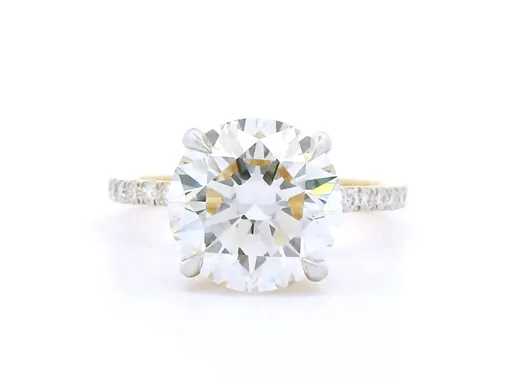 Ring aus 18 Karat Gelbgold mit 4,41 crt. Diamant