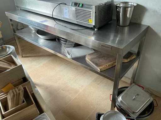 Masa de lucru din oțel inoxidabil GGMGastro