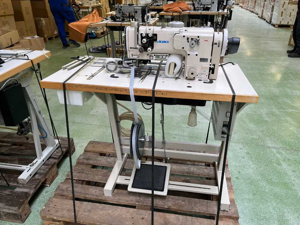 2001 JUKI LU-2260N-6 Sewing Machine