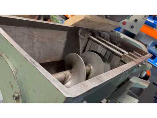 WhatsApp%2520Video%25202026-04-16%2520at%252013.39.23.mp4