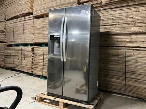 LG GSL325PVCV połączenie lodówki z zamrażarką