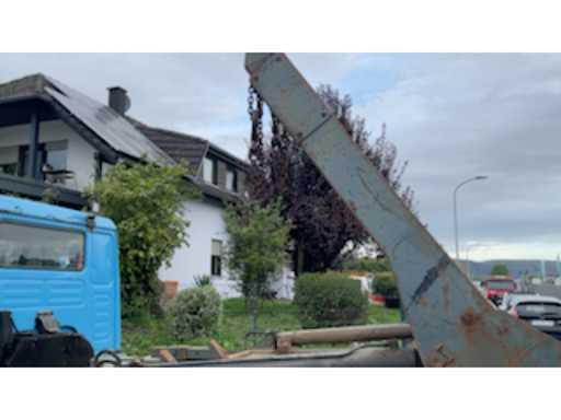 e3a15e06-40d4-4d35-981f-4381659c8b40.mp4