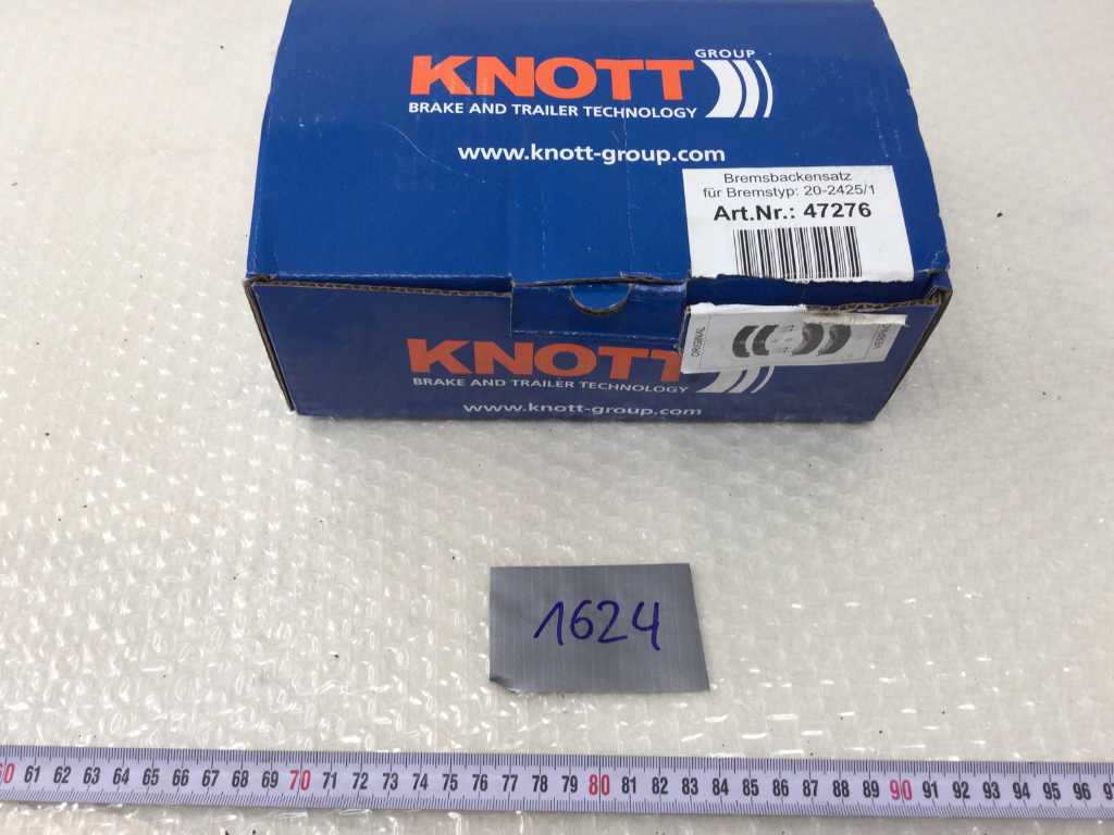Knott - 47276 for 20-2425/1 Brakes - Brake Shoe Set - Various