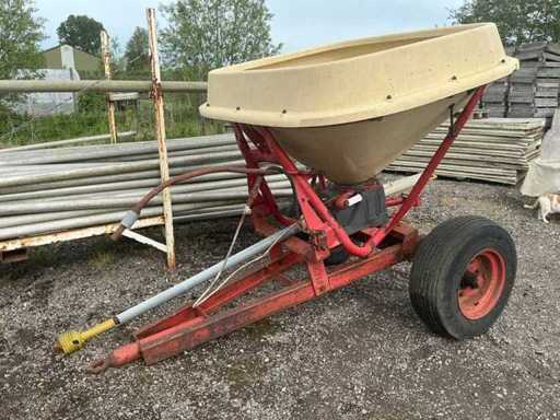 Düngerstreuer 800L