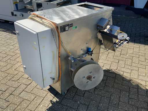 Mașină de strângere