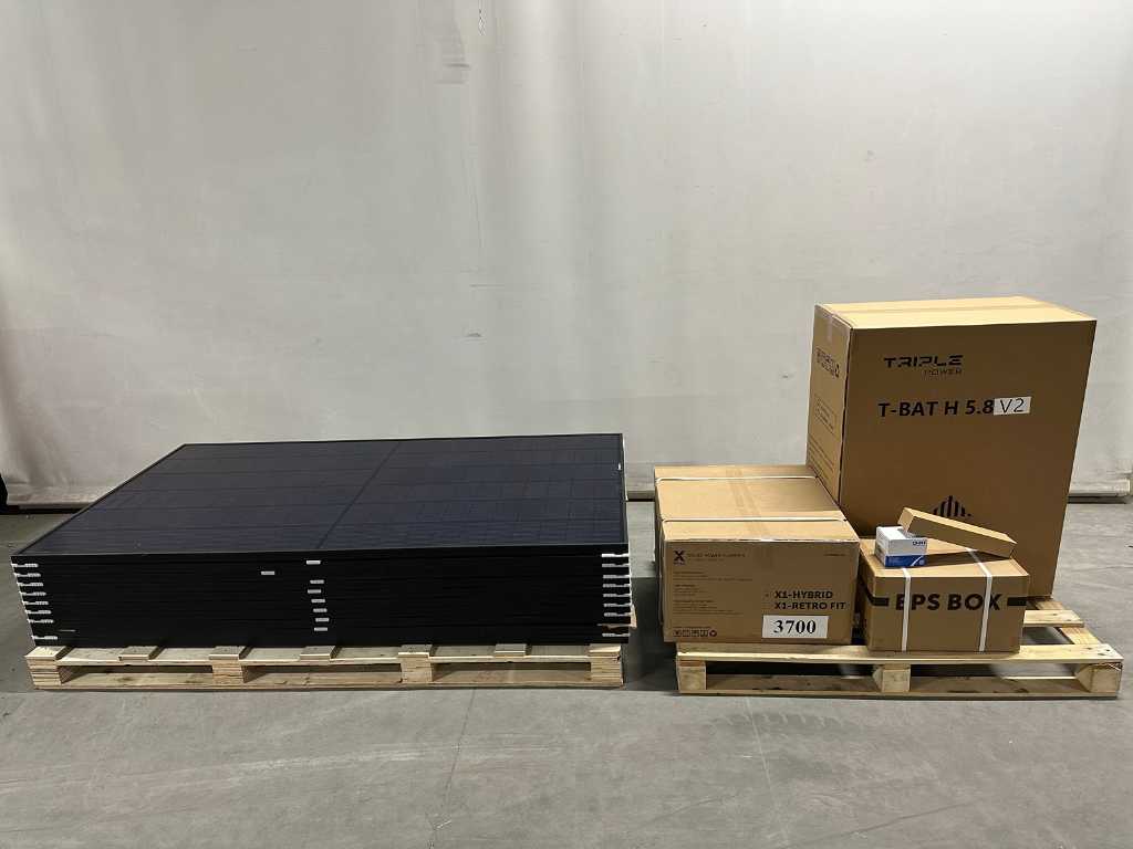 REC - Set aus 10 komplett schwarzen Solarmodulen (405 wp) mit Solax 3,7k Hybrid-Wechselrichter und Solax 5,8 kWh Batterie zur Speicherung