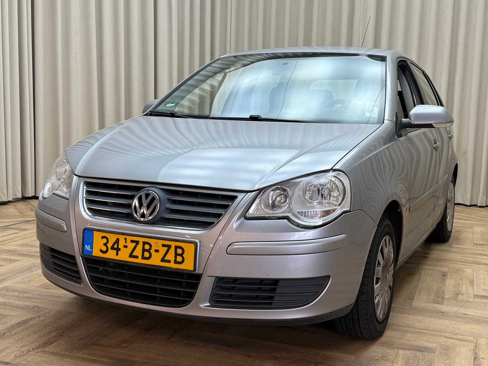 Volkswagen Polo 1.4-16V Optive 2008