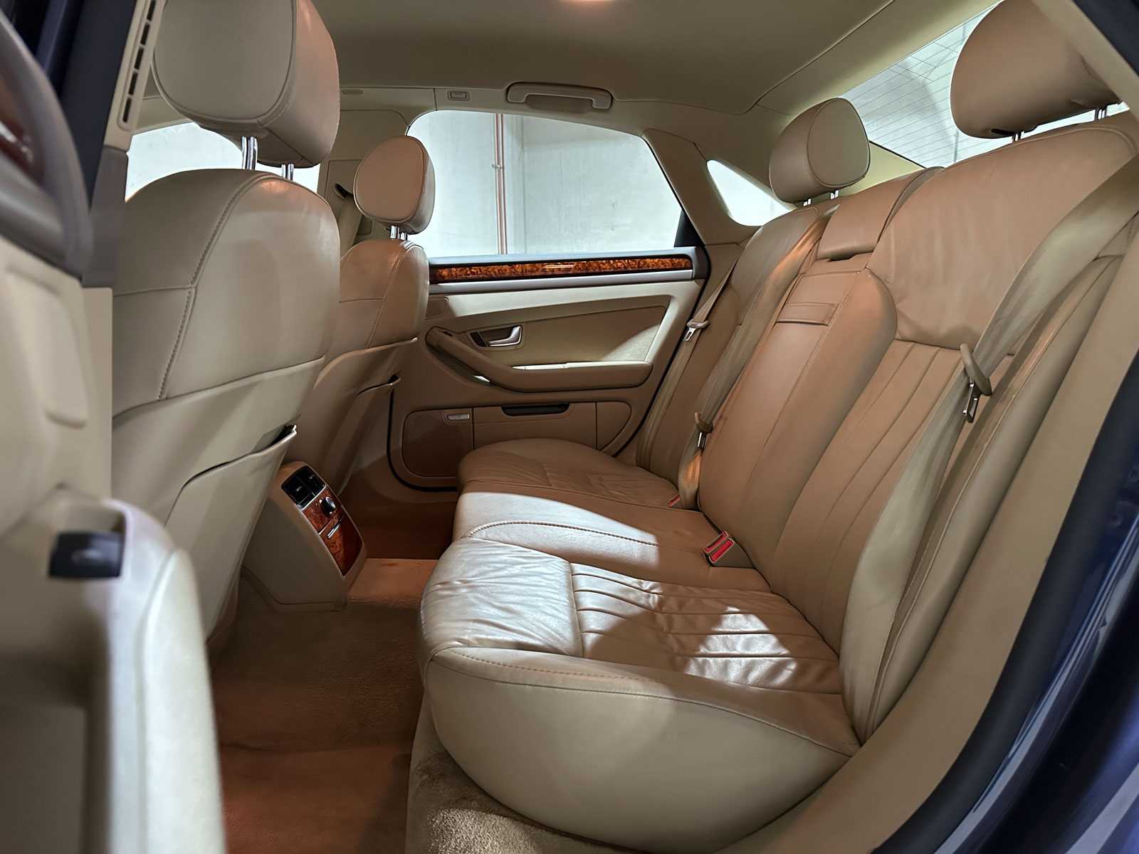 Audi A8 4.2 quattro Pro Line 350pk 2007, 25-XH-VZ