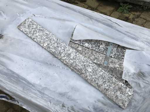 Bianco Perla Plinten ca. 200LM