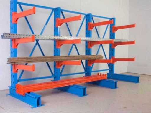 Enkelzijdig draagarmstelling 4 staanders 12 draagarmen