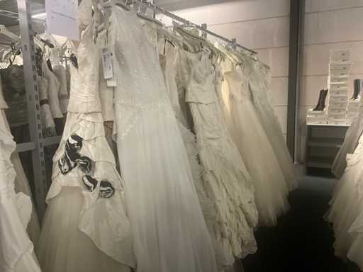 Linea Raffaelli Partij diverse bruidsjurken (49x)