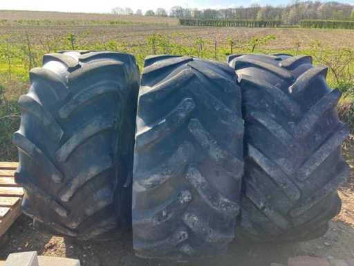 620/70R28 3 Stück - 405/70-20 1 Stück