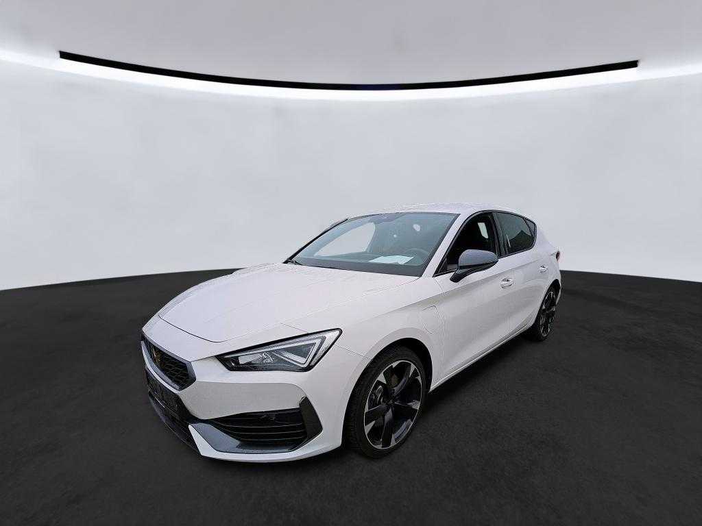 Cupra Leon 1.4 eHybrid VZ 204 KM, automatyczna skrzynia biegów, rok 2022