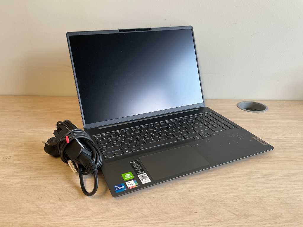 2021 - Lenovo - Ideapad 15 pro (15IHU6) - Laptop