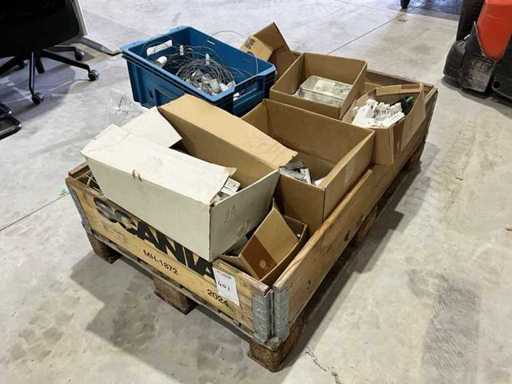 Power rail lighting accessories