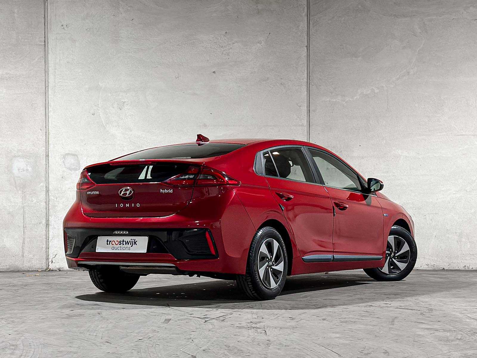 Hyundai IONIQ 1.6 GDi Comfort 141pk 2019 Plug-In Hyrbid (Origineel-NL), XS-254-P