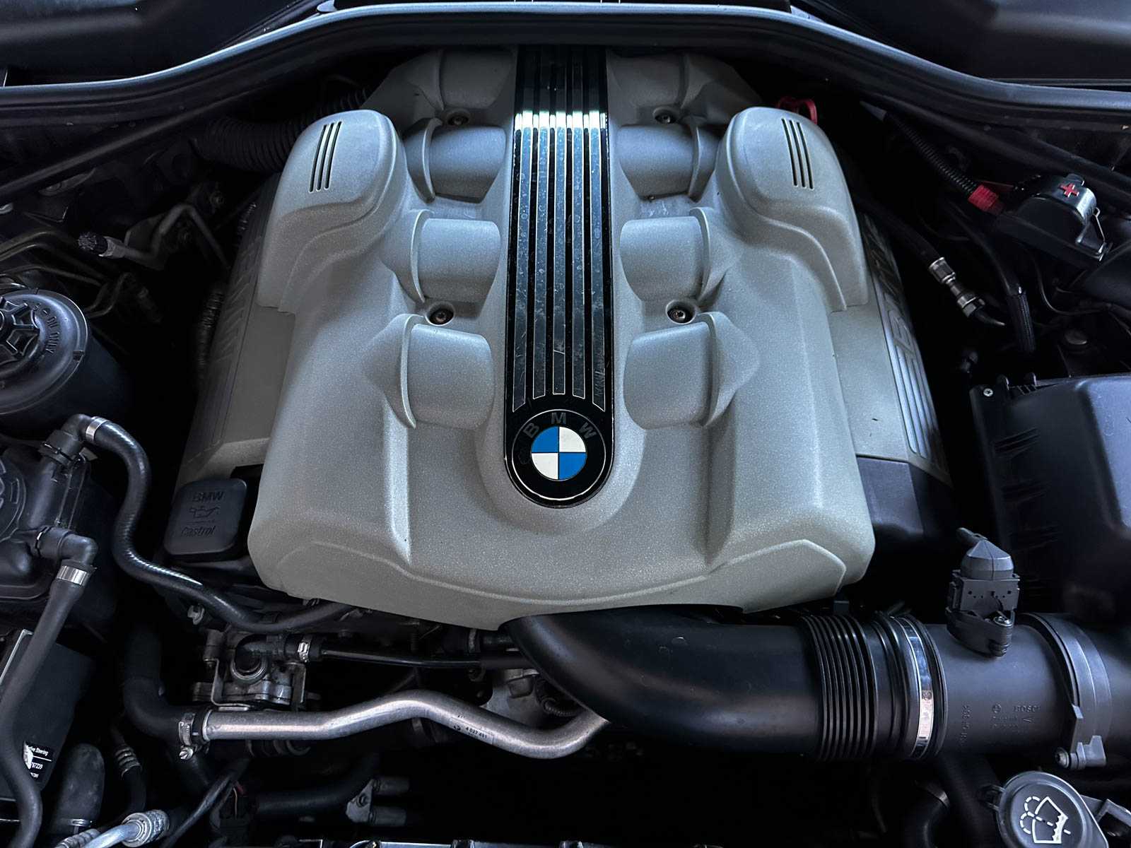 BMW 645Ci S 4.4 V8 333pk 2004 E63 6-serie, 65-PK-BH Youngtimer