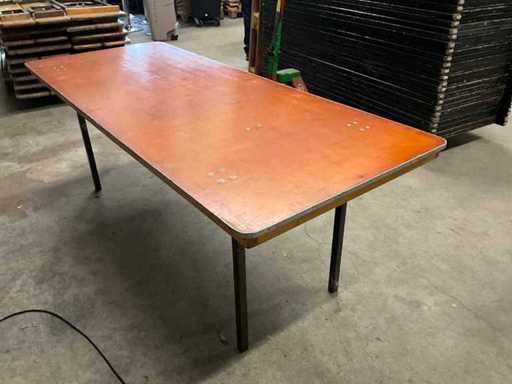 Folding table (20x)