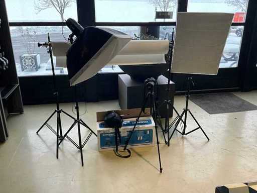 Nikon - D3300 - Photo camera with photo studio