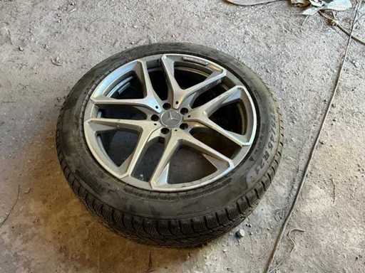 Mercedes rims 8 x