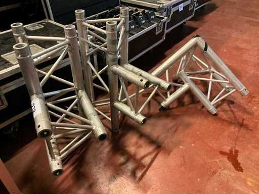 Various Prolyte x30d corner trusses (3x)